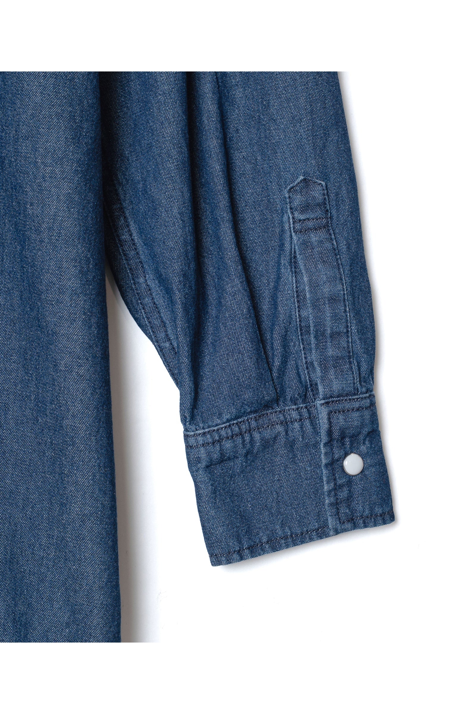 .at - Oversized Denim Shirt - Indigo 06