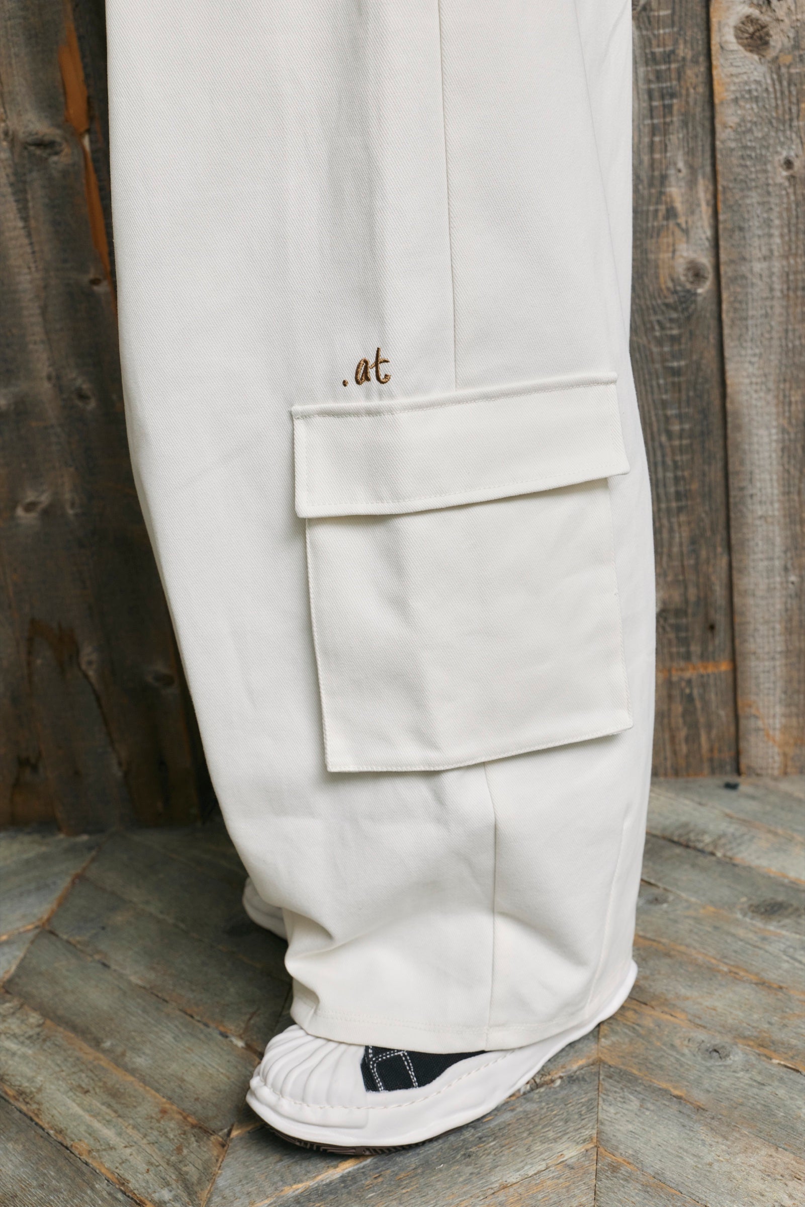 .at - Baggy Rigid Denim Pants - Off White 06