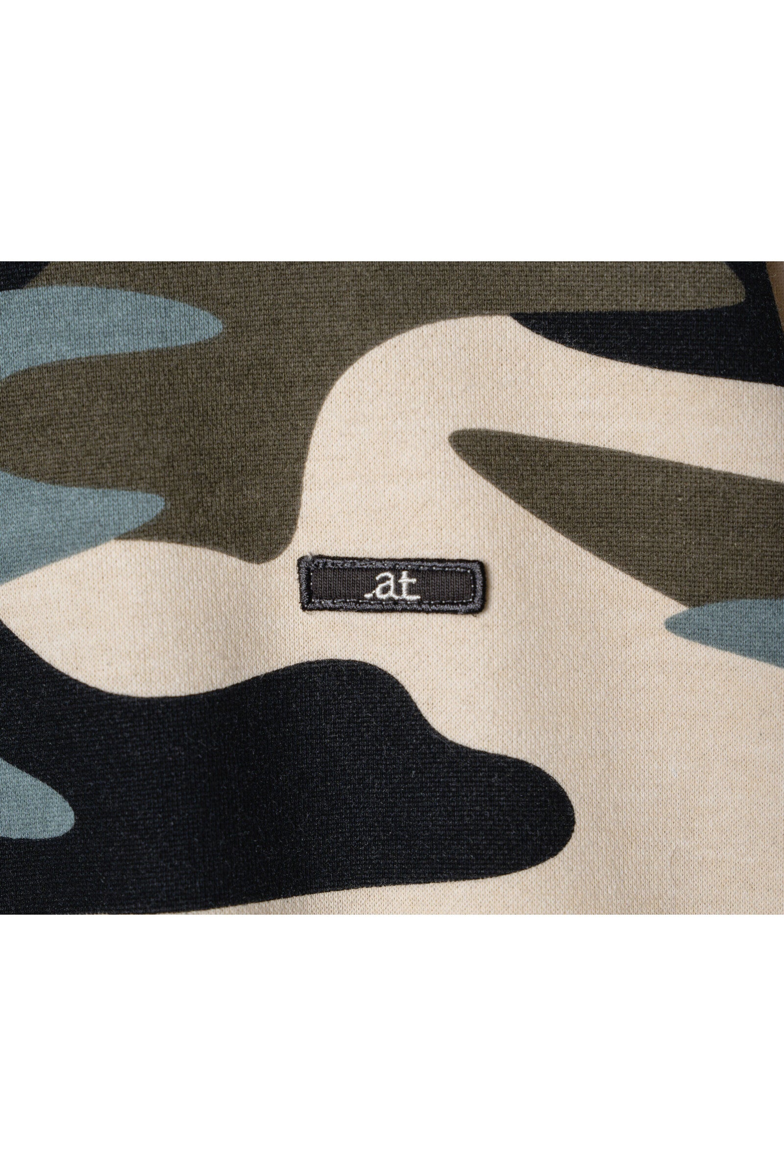 .at - Camouflage Oversize Long Sweatshirt - Camo 03