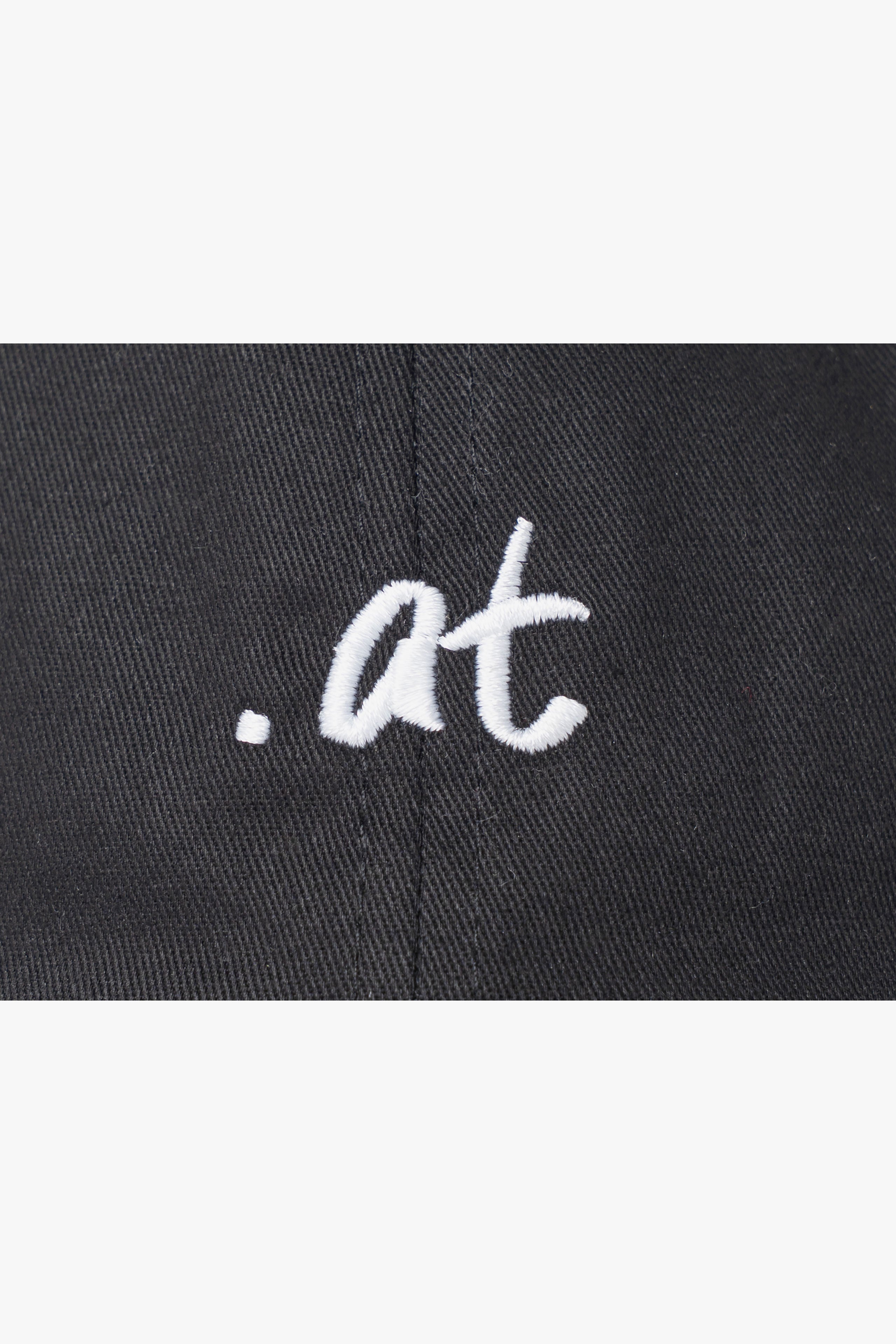 【数量限定】.at-Stripe Tape Logo Cap