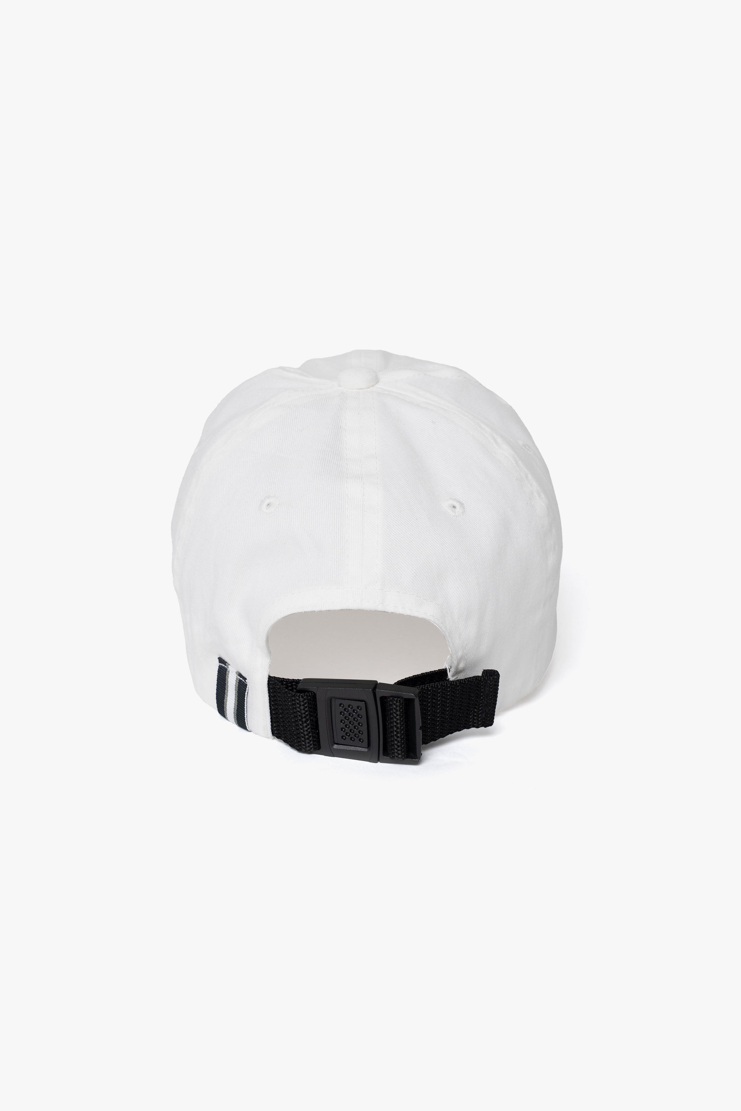 【数量限定】.at-Stripe Tape Logo Cap - White