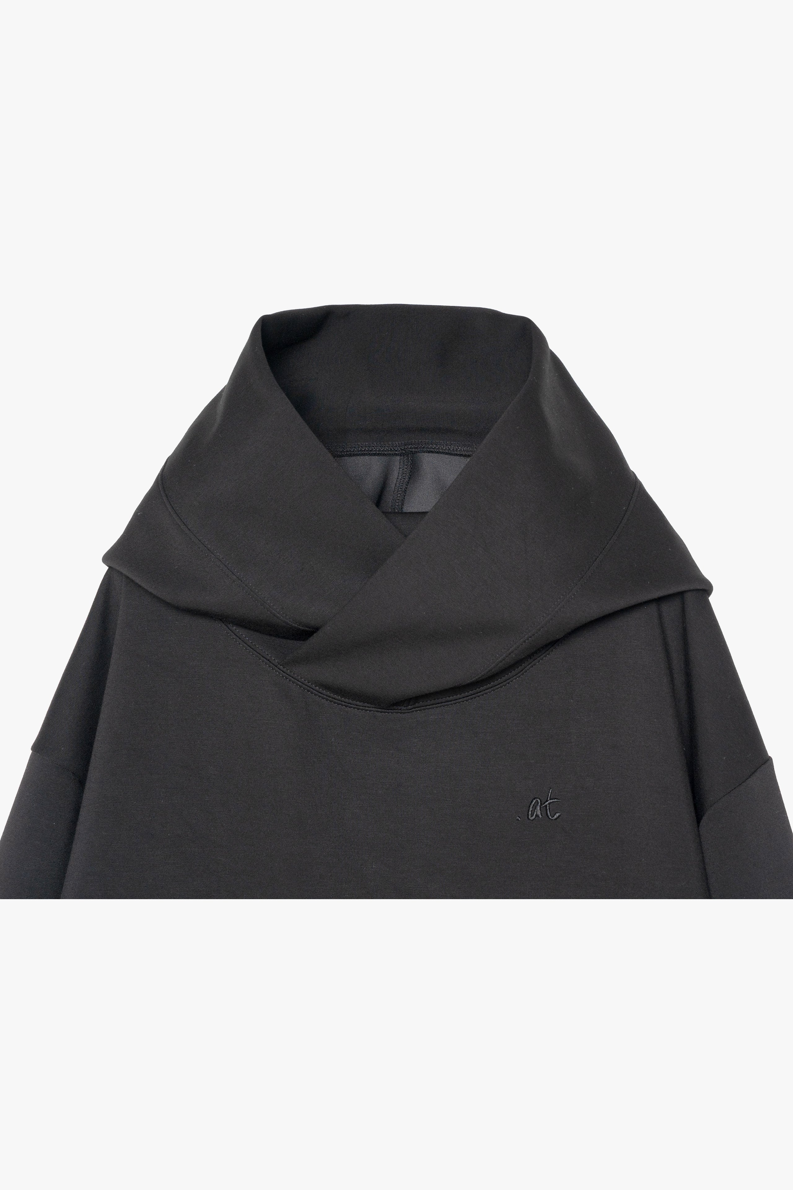 【数量限定】.at-big hood pullover - Black