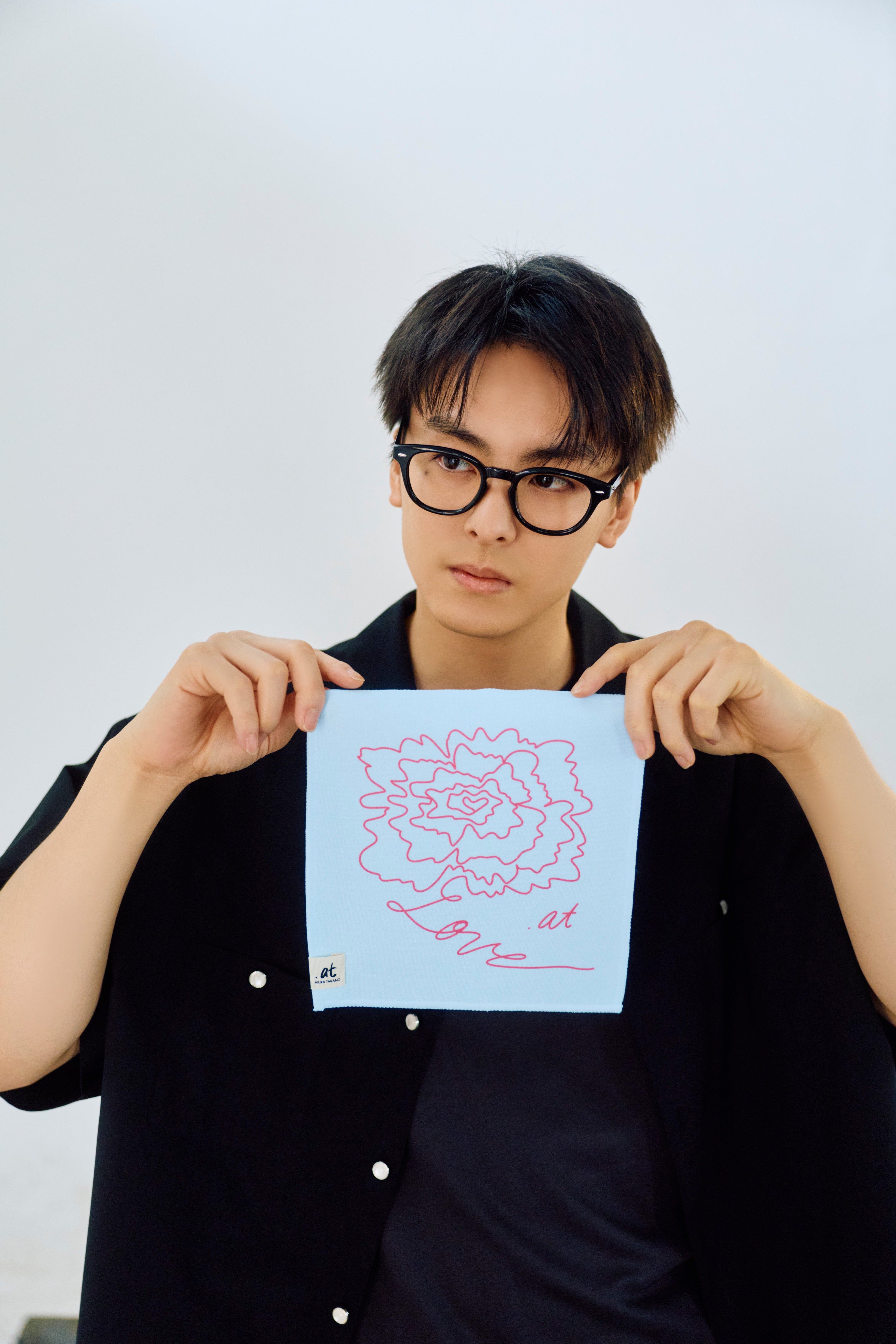 【数量限定】.at - Mother’s Day Original Art Handkerchief - Pink