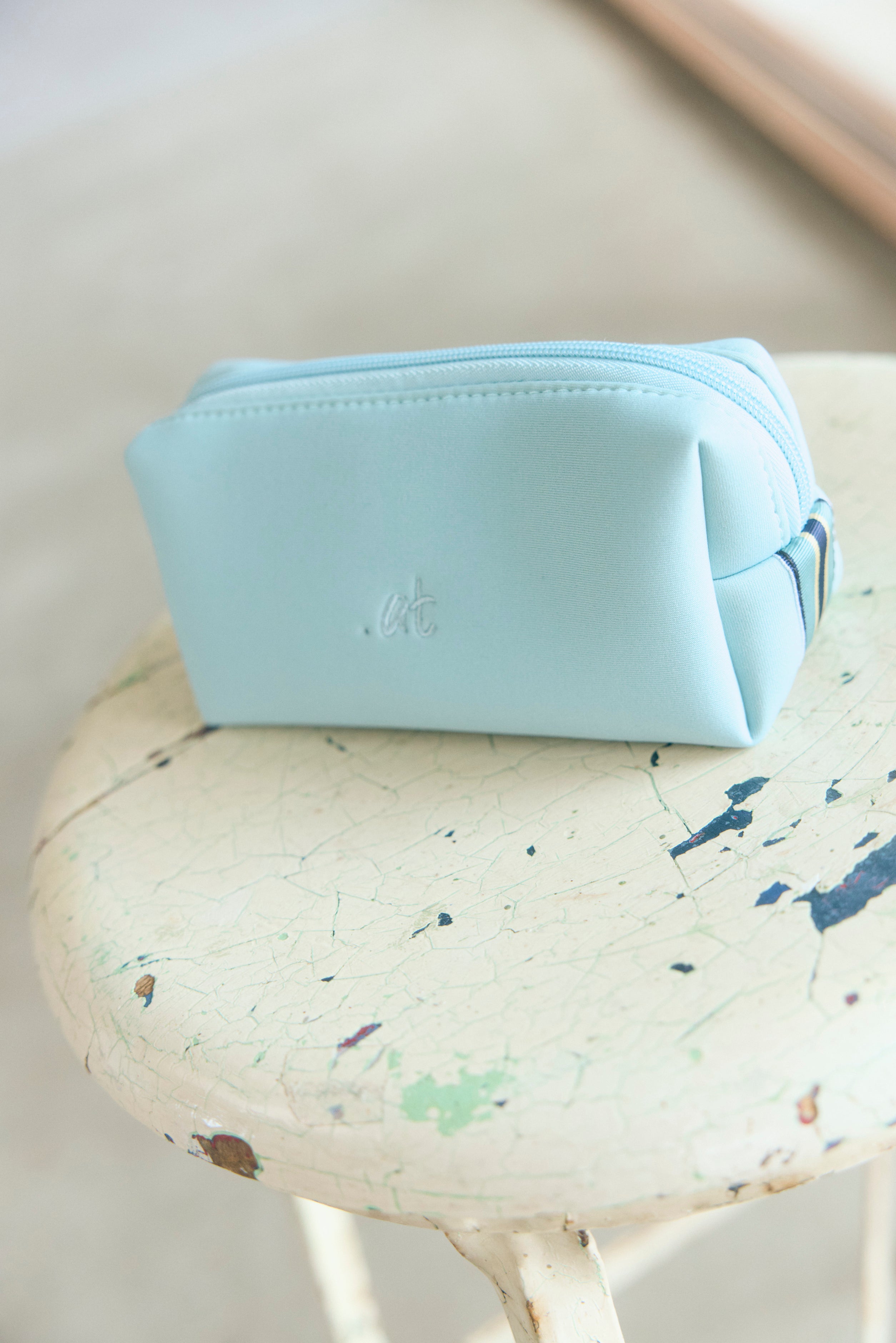 .at-Stripe Tape Square Pouch M - Dustyblue