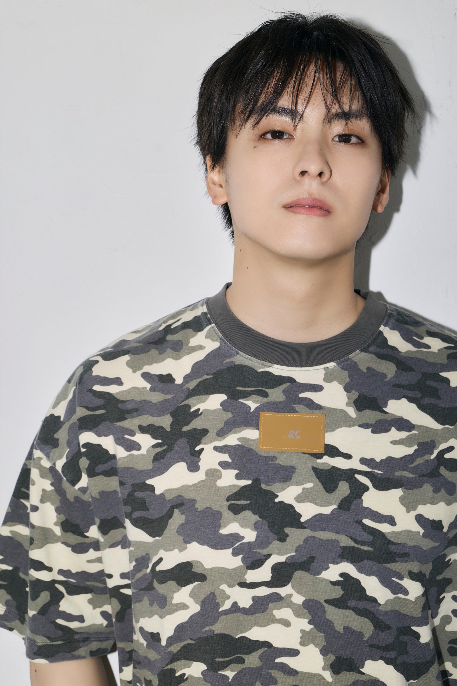 .at - Camouflage T-Shirts - Beige Camo 01