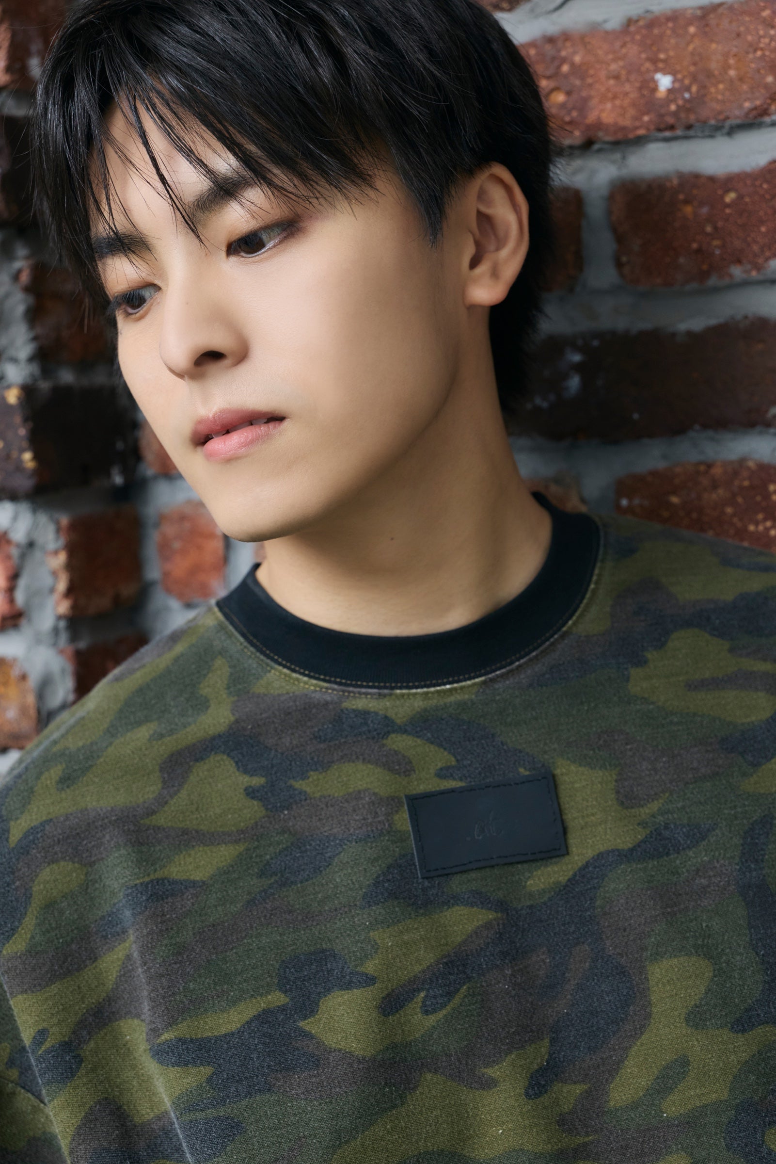 .at - Camouflage T-Shirts - Khaki Camo 01