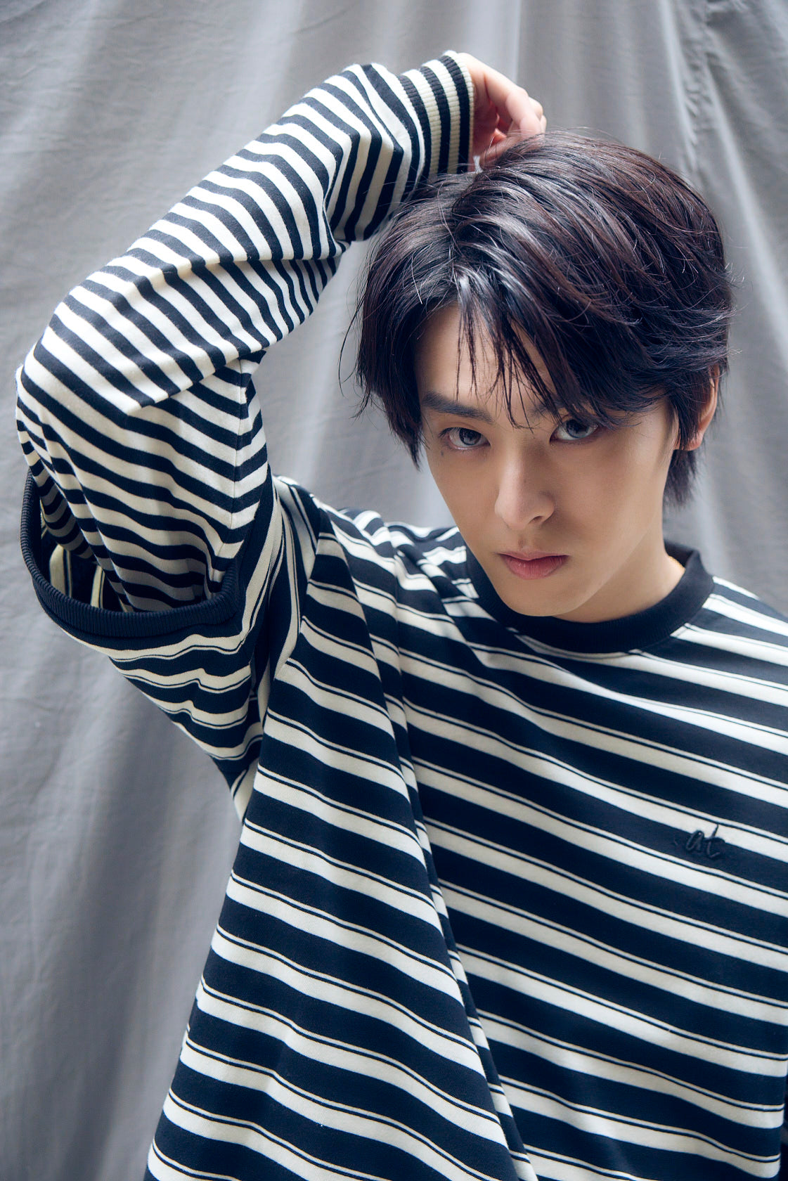 at - Oversize Horizontal Stripe Layered Long Sleeve T-Shirt