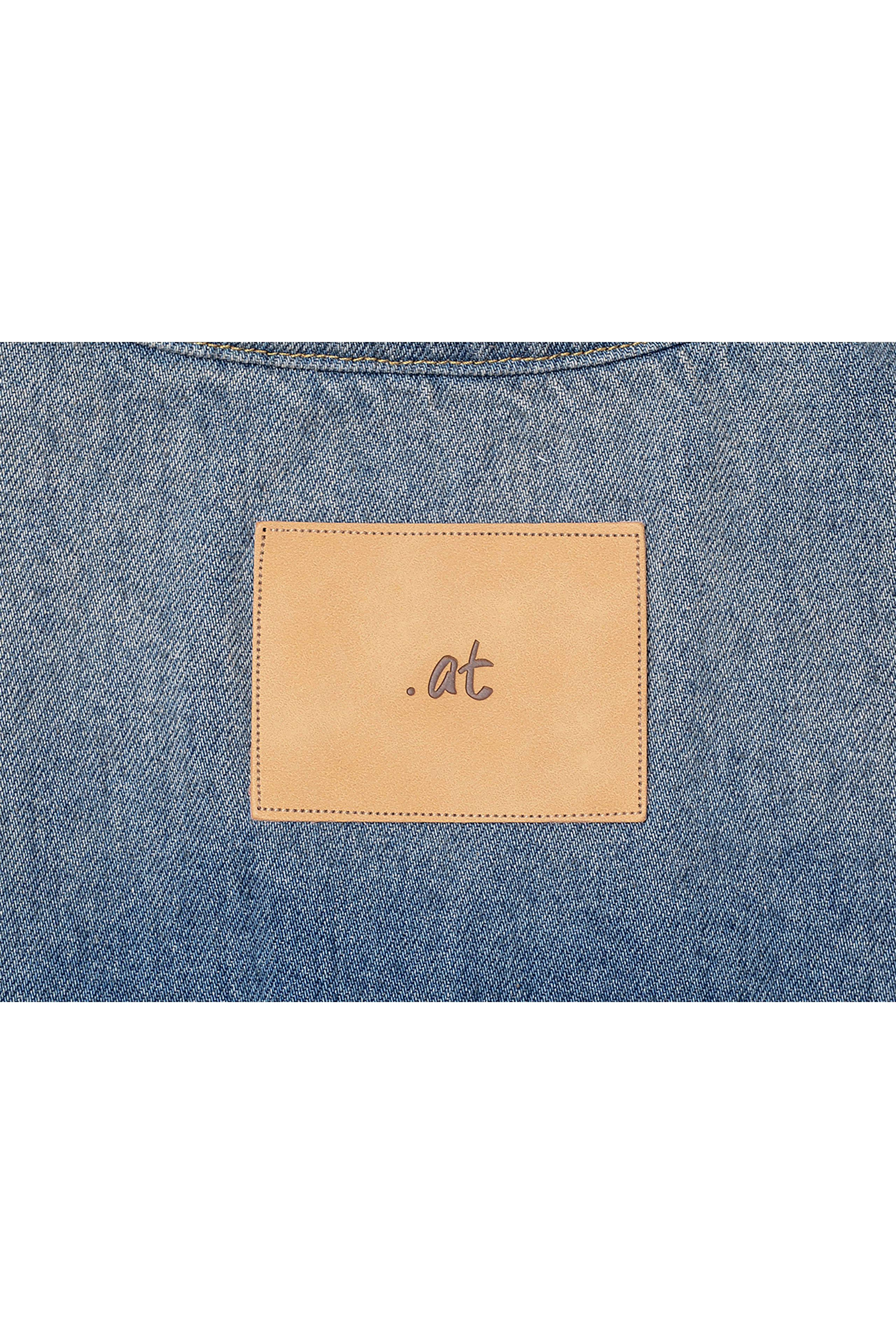 .at - Sleeveless Denim Jacket - Wash Indigo