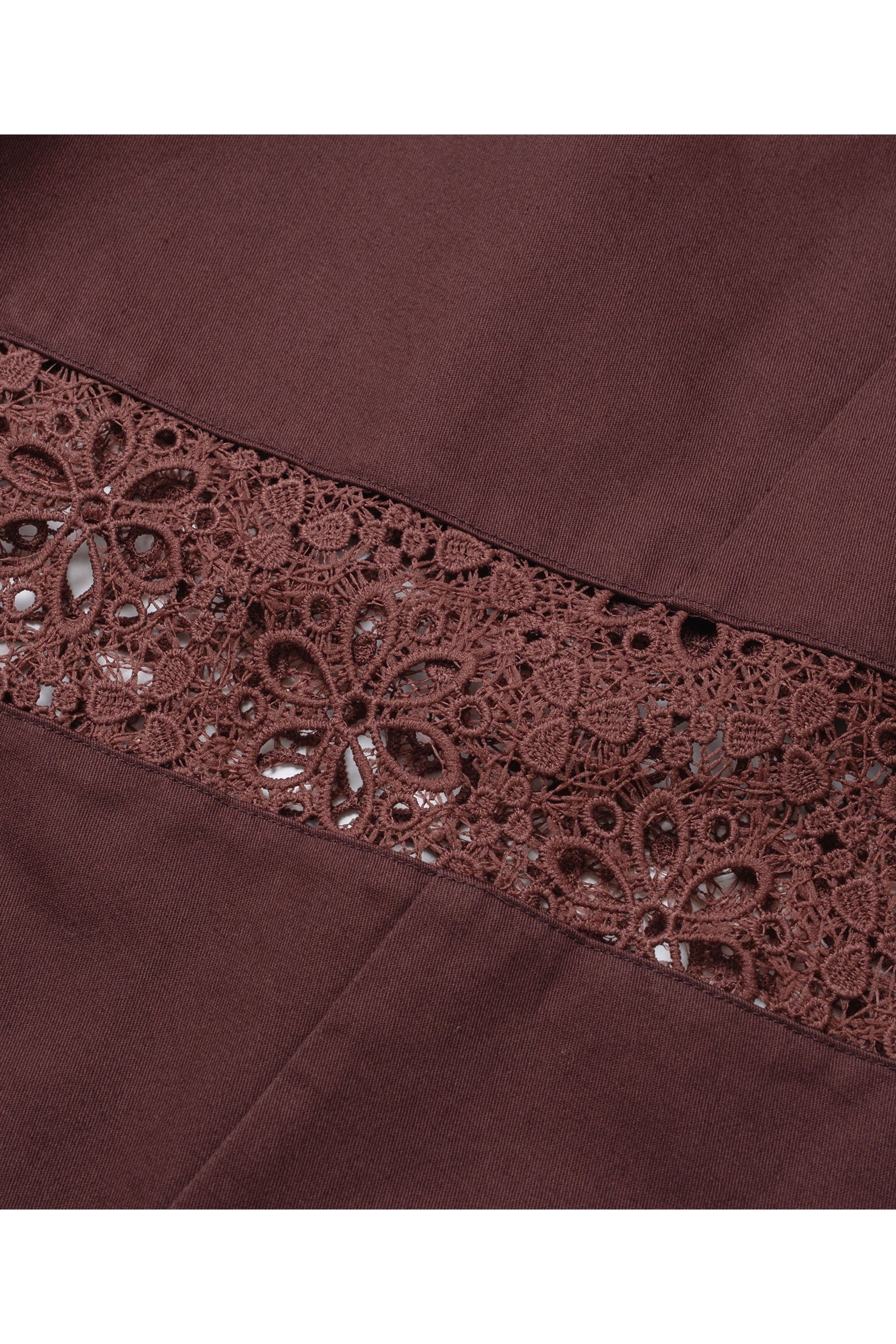 .at - Lace Switching Buggy Pants - Bordeaux 04