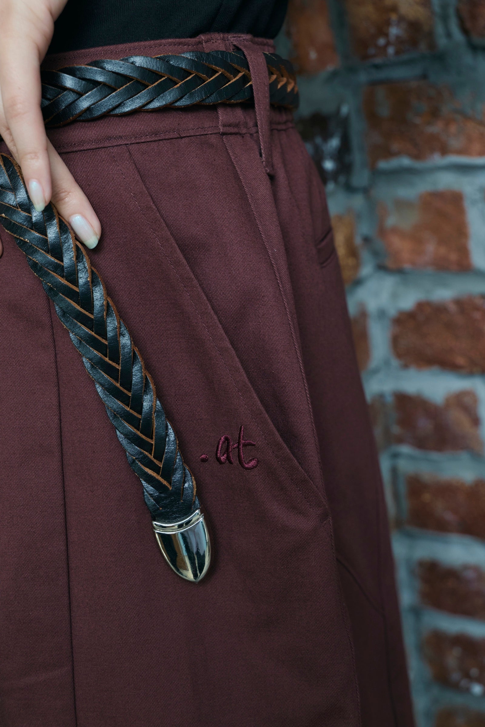 .at - Lace Switching Buggy Pants - Bordeaux 07