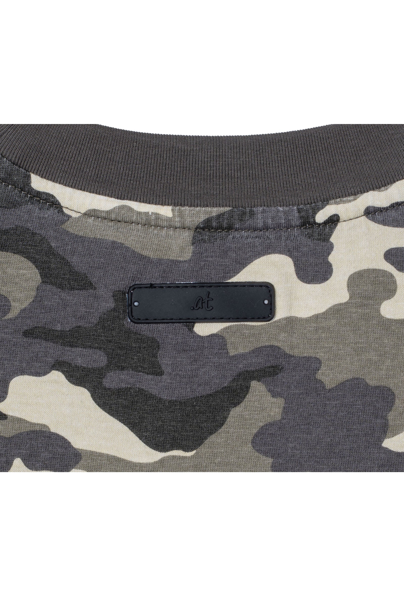 .at - Camouflage T-Shirts - Beige Camo 05