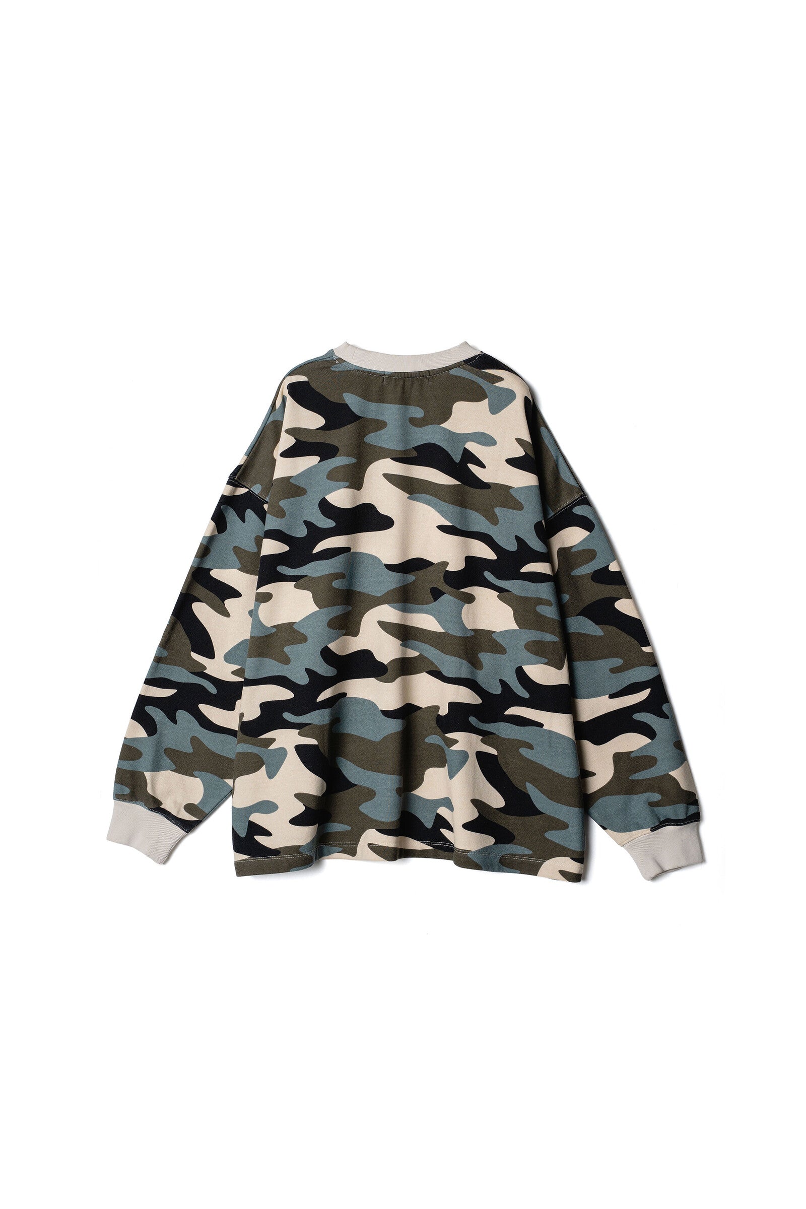 .at - Camouflage Oversize Long Sweatshirt - Camo 02
