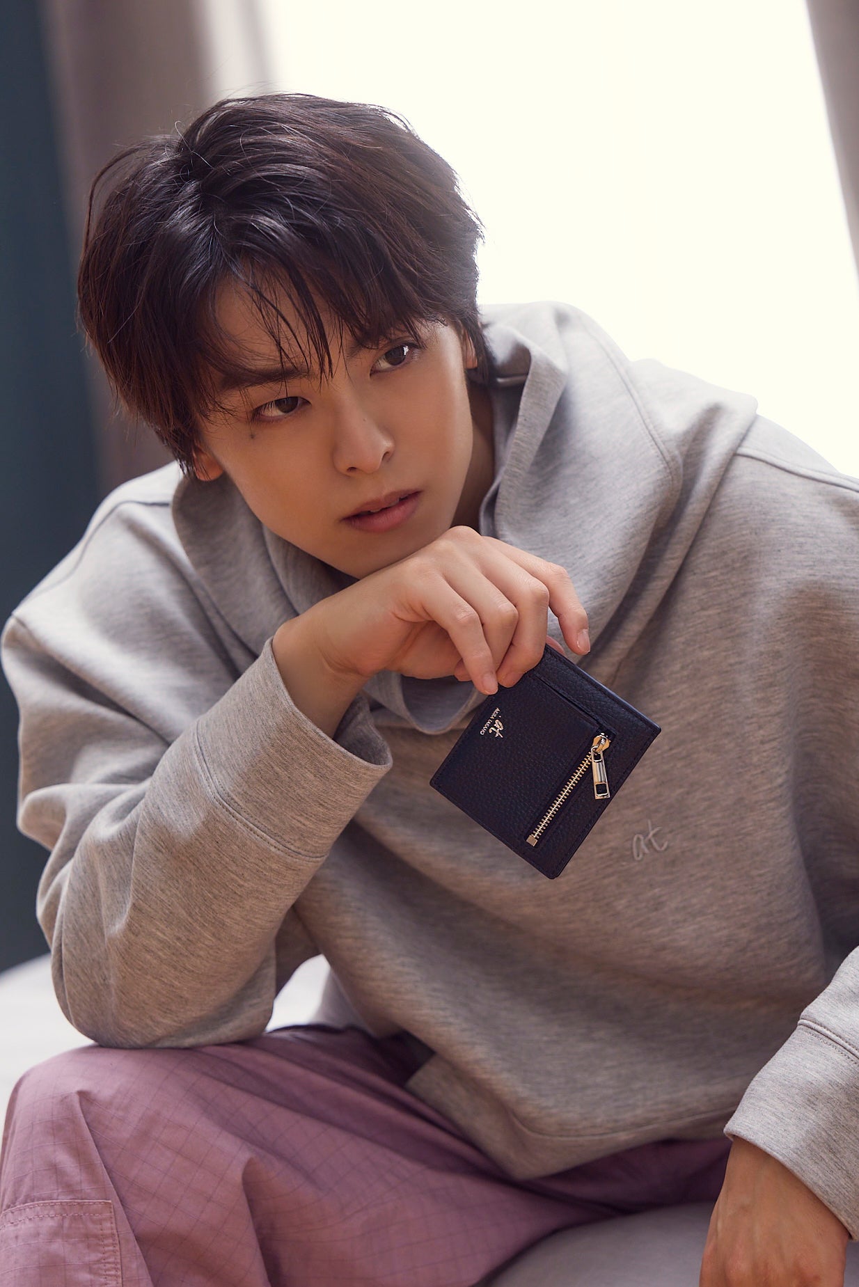 【数量限定】.at-Stripe card case - Includes a coin case - Navy