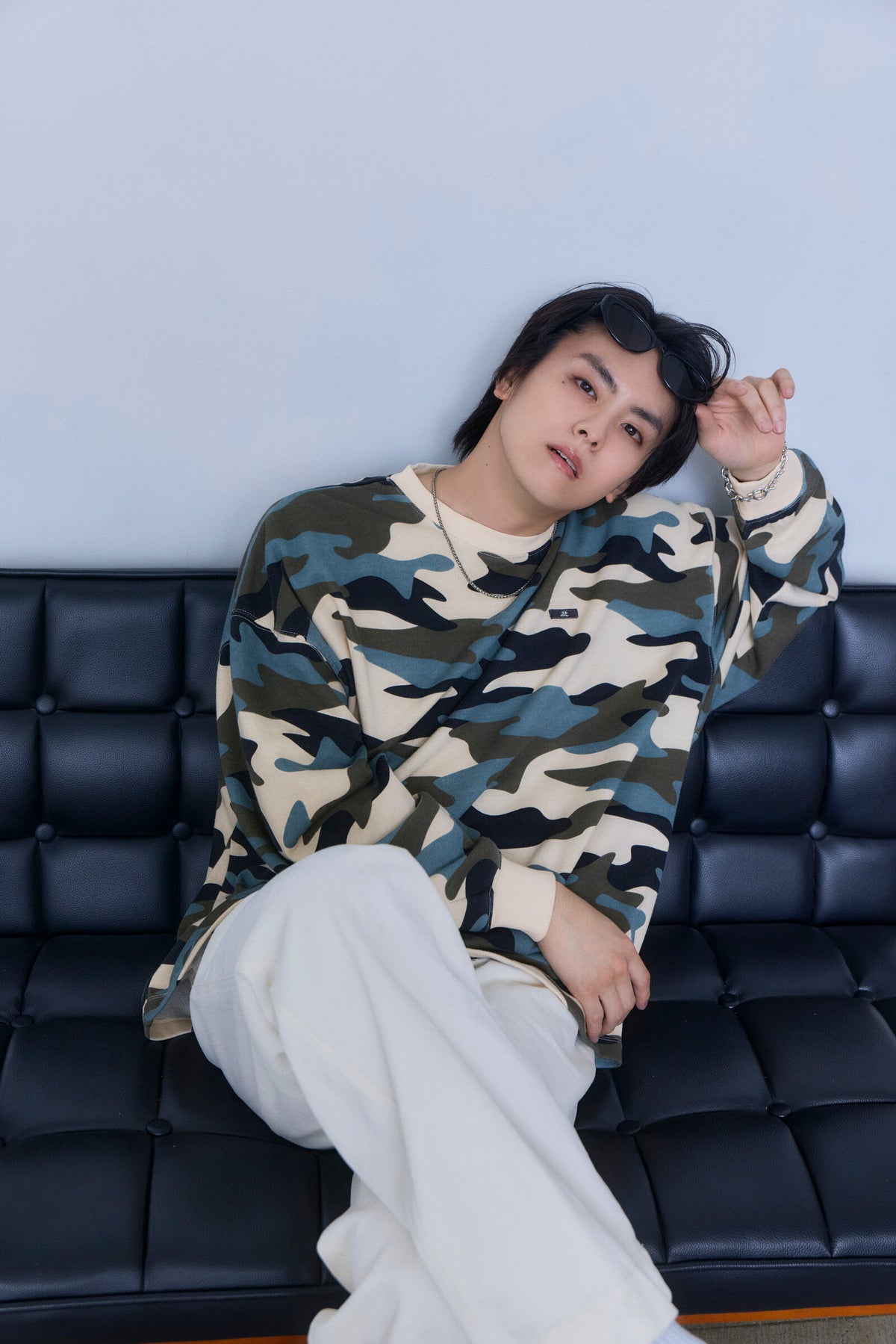 .at - Camouflage Oversize Long Sweatshirt - Camo