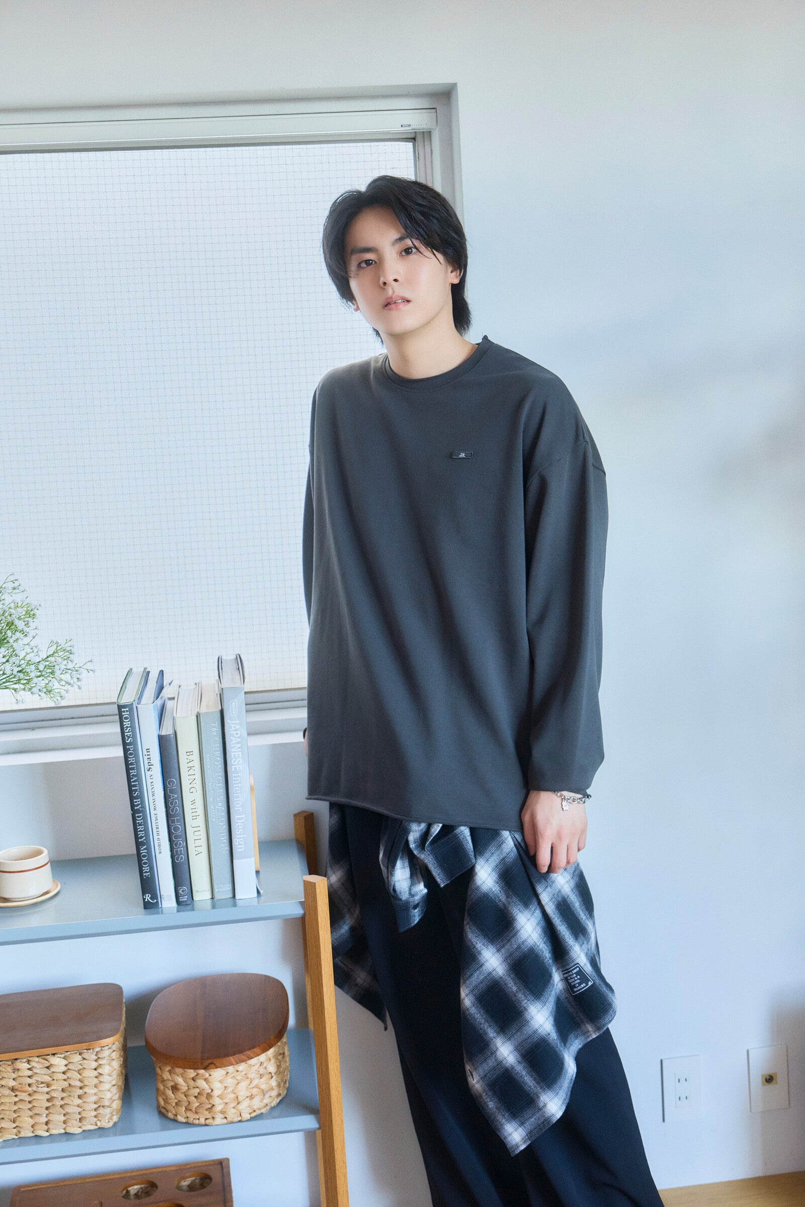 .at - french terry long-sleeve T-shirt - Charcoal Gray